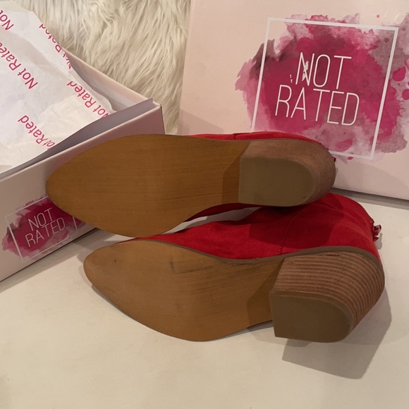 NIB (7) NOT RATED red faux suede pointed booties zip slouchy 3” stack heel pixie - Picture 9 of 13